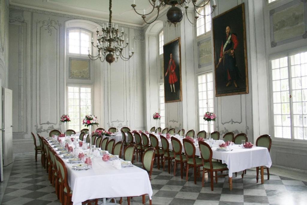 Palac Kurozweki Aparthotel Luaran gambar