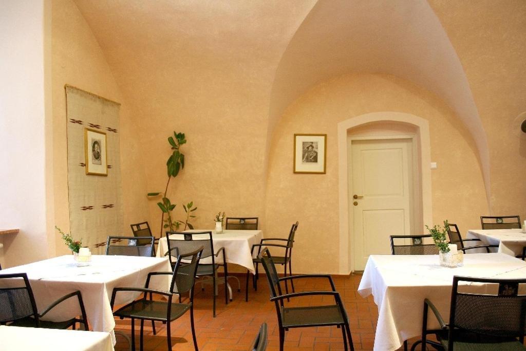 Palac Kurozweki Aparthotel Luaran gambar